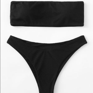 Black bikini set